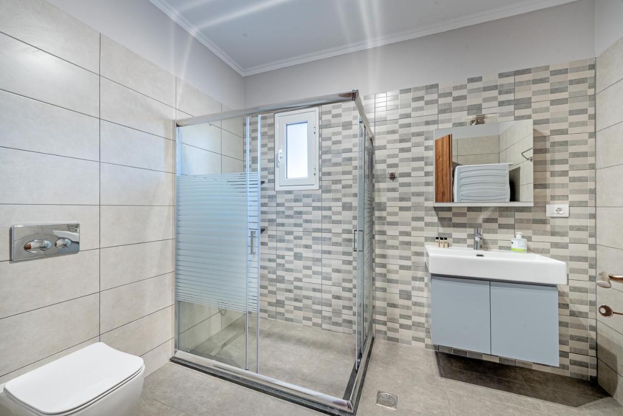 Waterway Luxury Residence-Apartment 1 Razata Экстерьер фото
